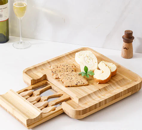 Luxe Kaasplank met Ingebouwd Messencompartiment