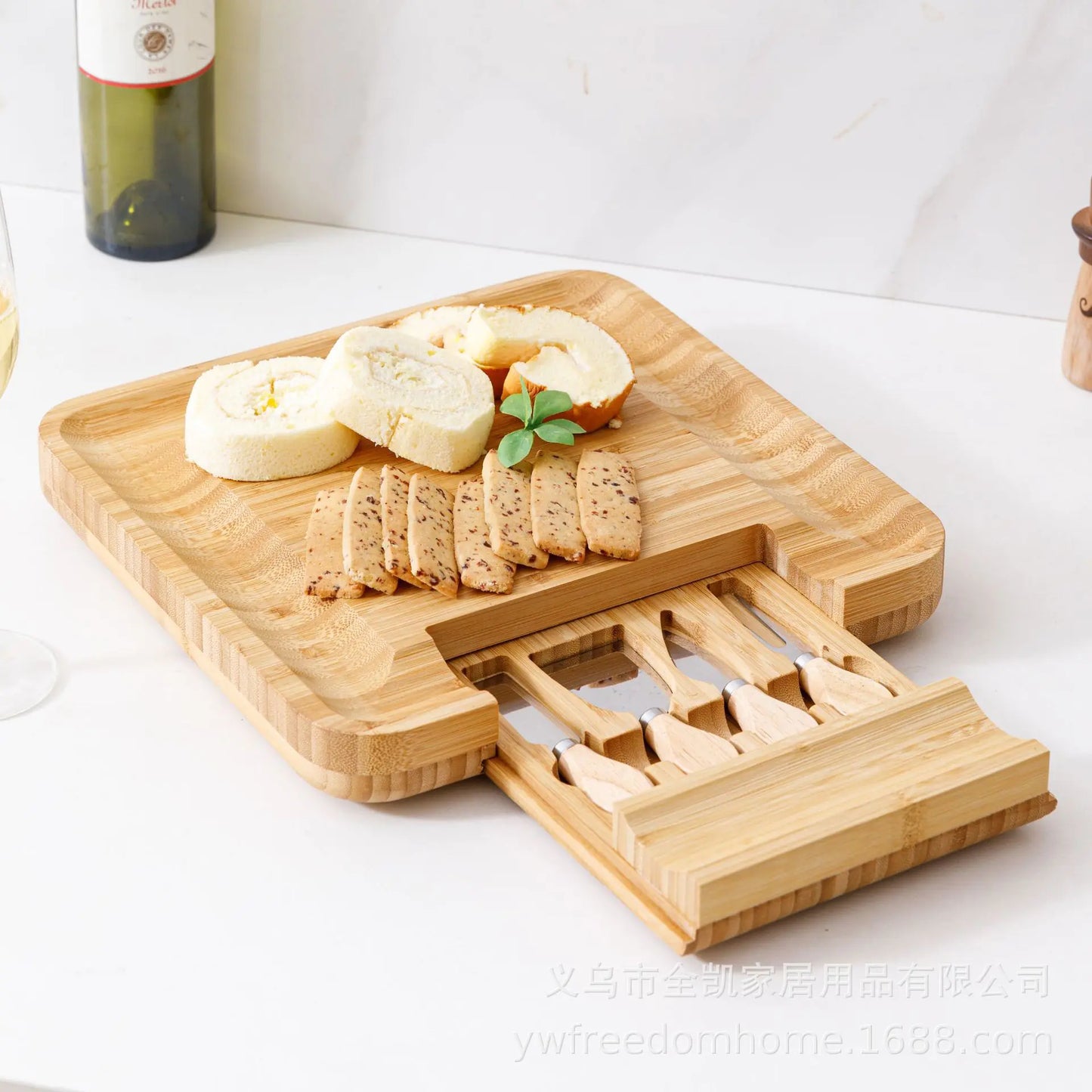 Luxe Kaasplank met Ingebouwd Messencompartiment